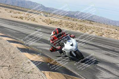 media/Nov-30-2025-TrackXperience (Sun) [[c0061d280f]]/2-Level 2/Session 4 (Turn 12 Inside)/